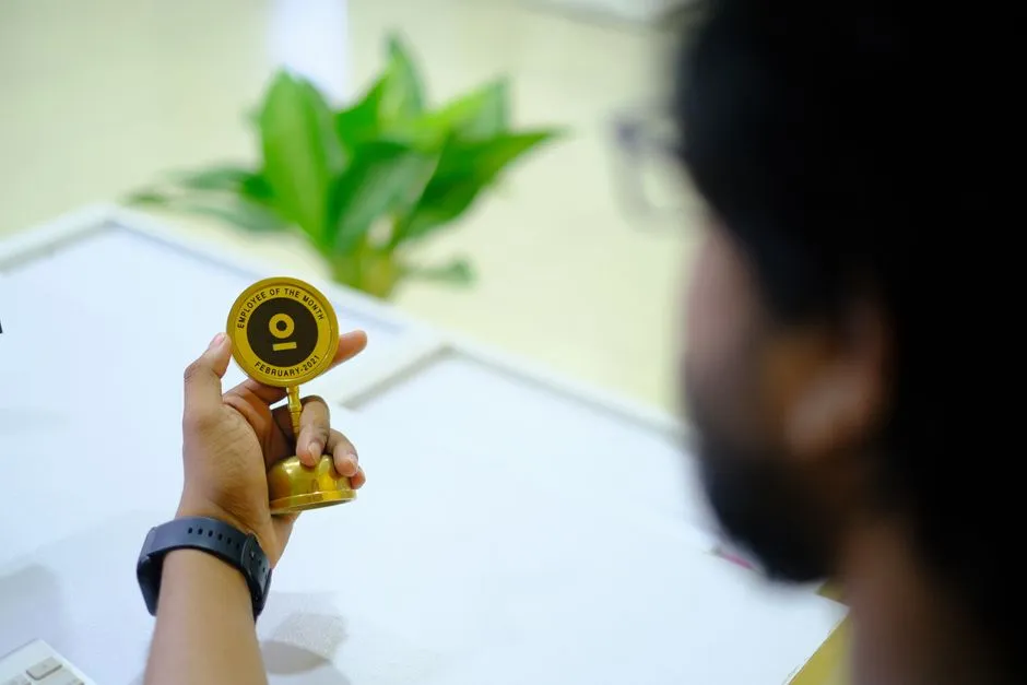 Understanding Employee Rewards and Recognition Platforms