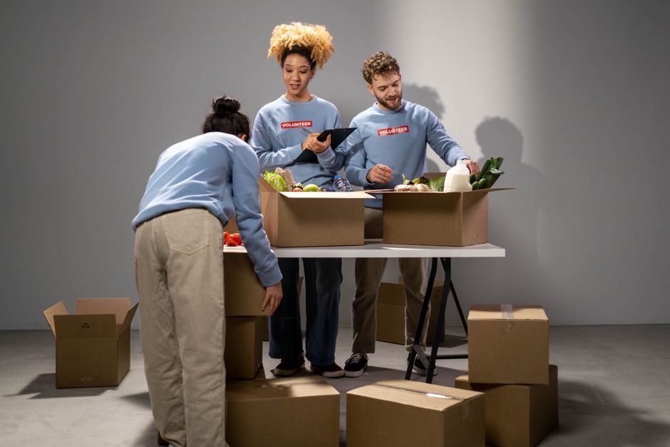 company volunteer day - wellness initiatives for the workplace