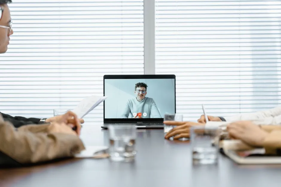 Facilitator using virtual meeting tools - fun ice breaker questions for virtual meetings